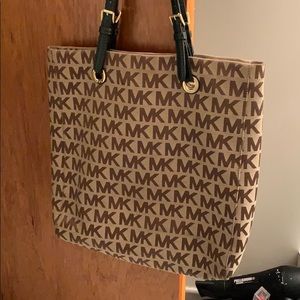 Michael Kors women’s tote bag
